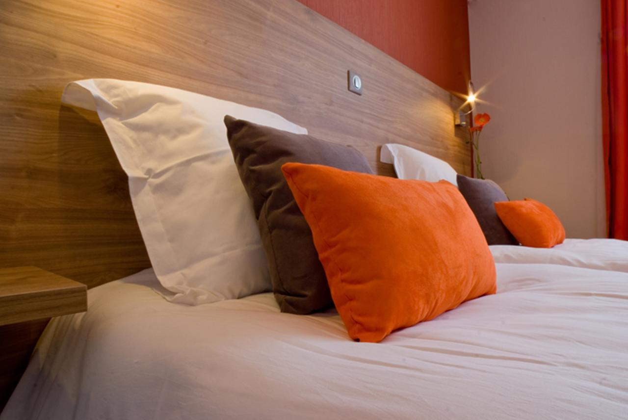 Logis Hotel Restaurant De La Madeleine Commercy ภายนอก รูปภาพ